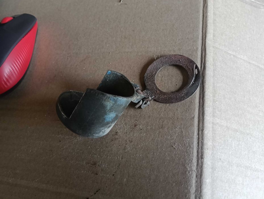 Kapturek na stacyjkę Ursus C330 C330M C335 Osłona Stacyjki WYSYŁKA