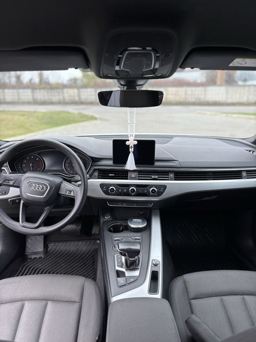 Audi A4 B9 Avant 2018рік