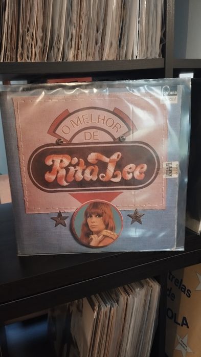 Vendo 35 álbuns de vinil de música variada brasileira em bom estado só entrego em mão