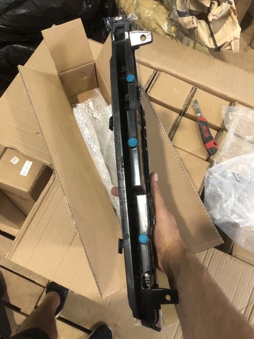 Повторитель поворота  Audi Q7 4L 2010-2015 4L0958042/4L0958042A рест