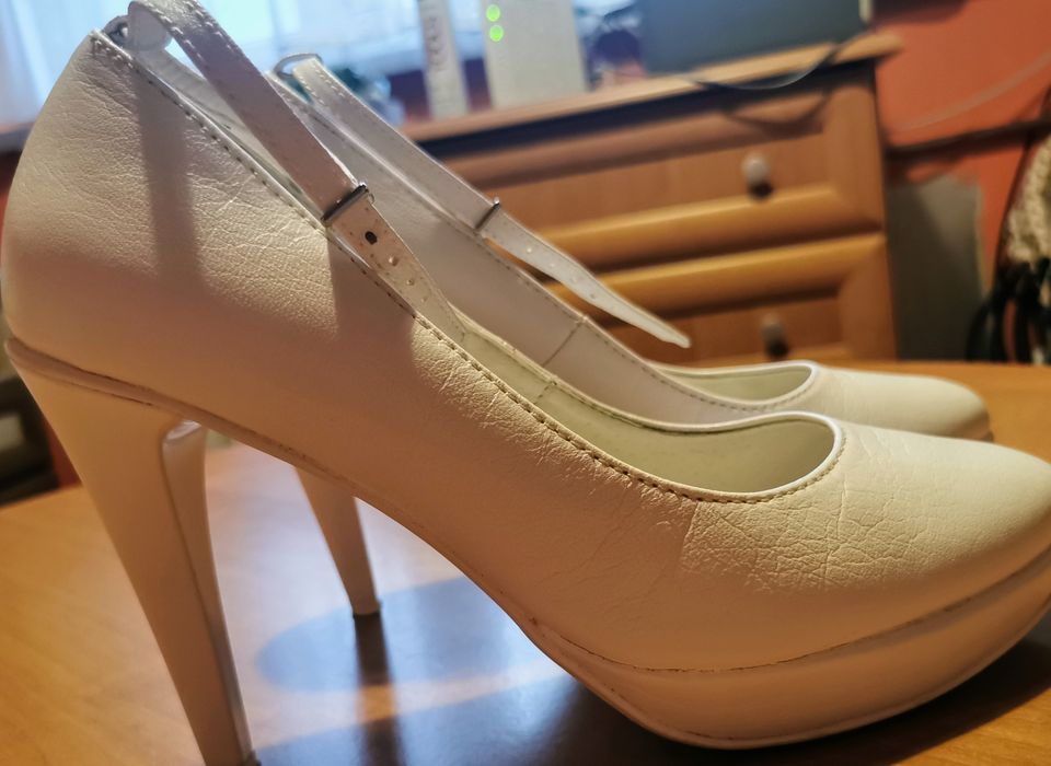 Buty do ślubu, czułenka, białe półbuty