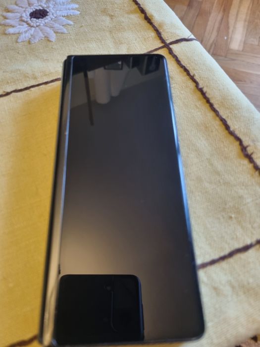 Samsung Galaxy Z Fold 2