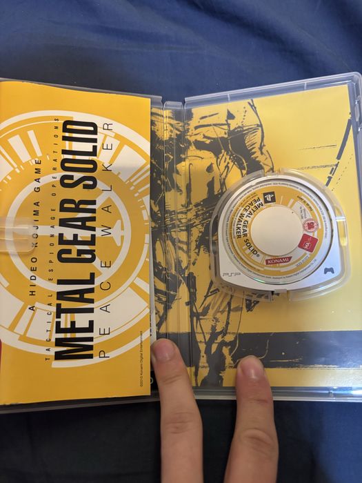 Metal Gear Solid peace walker psp
