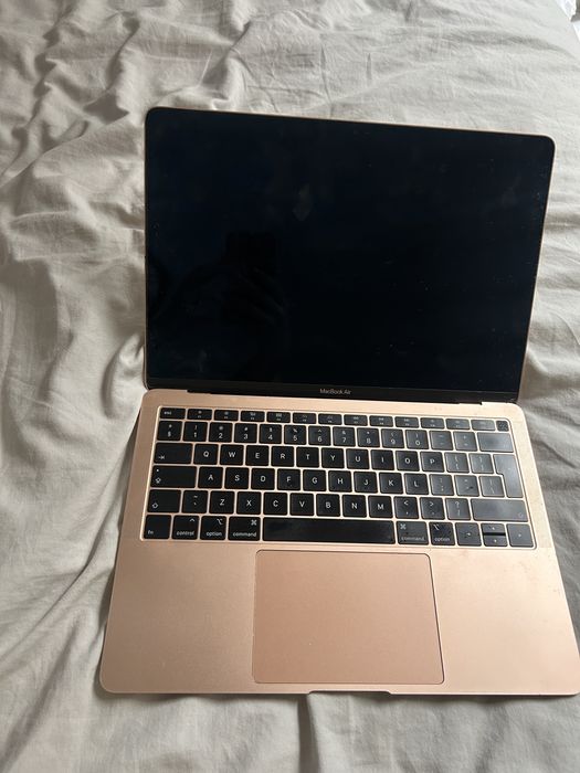 Apple MacBook Air 13 Retina Rose Gold Uszkodzona klawiatura