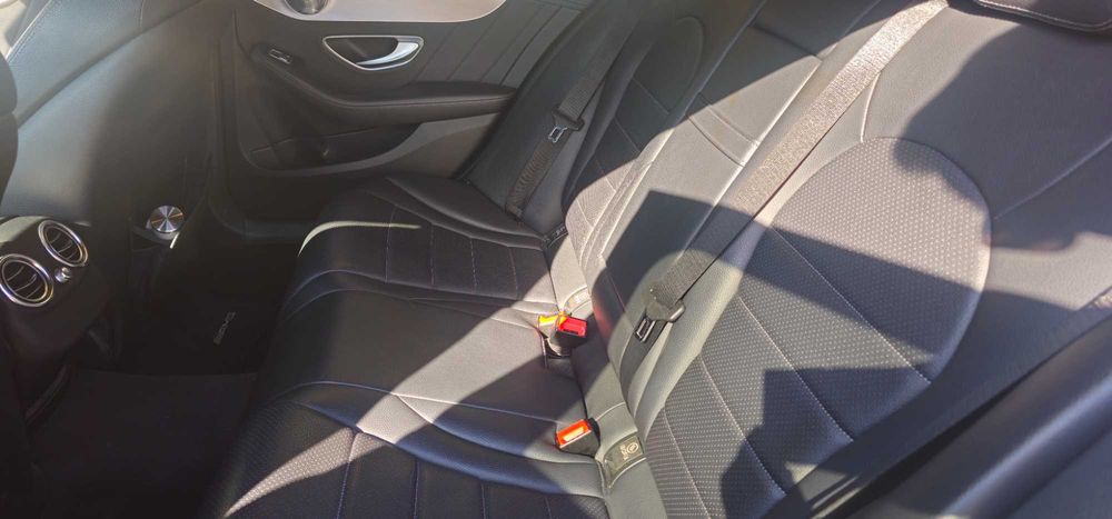 Mercedes-Benz C 220 — fotografia 9