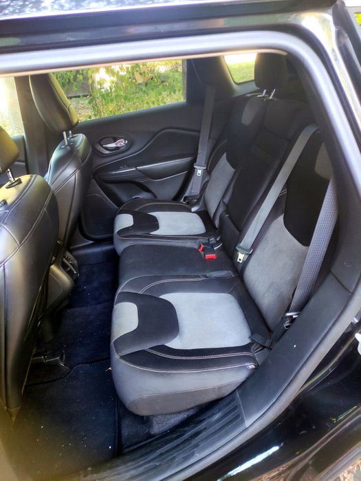 jeep Cherokee kl 2015 2.4