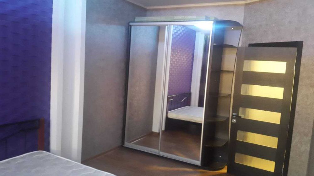 Продаж 1-кімн. квартири 42 м² з ремонтом та меблями — 5 Перлина.