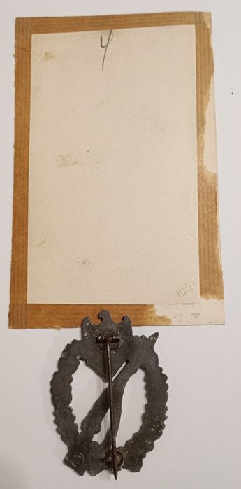 Militaria Wehrmacht III Reich Distintivo de Assalto