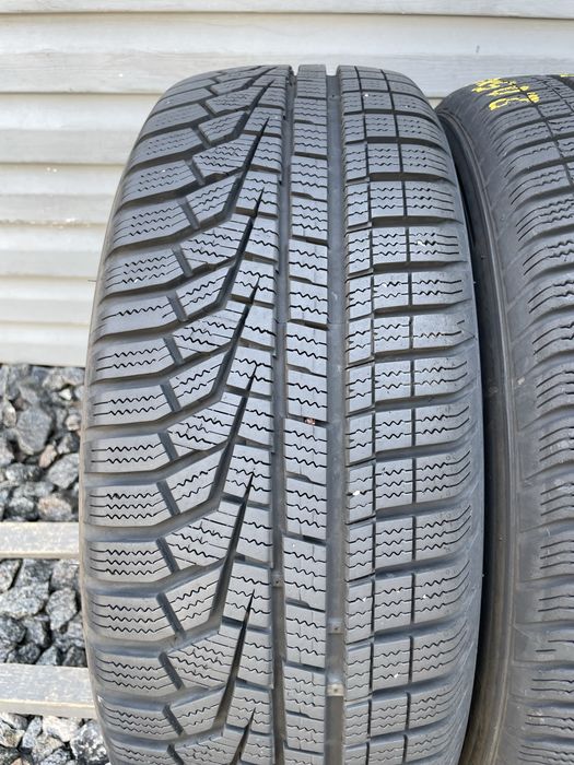 Комплект зимових шин Hankook 205/60 R16 205*60 16 Winter i*cept evo2 001601