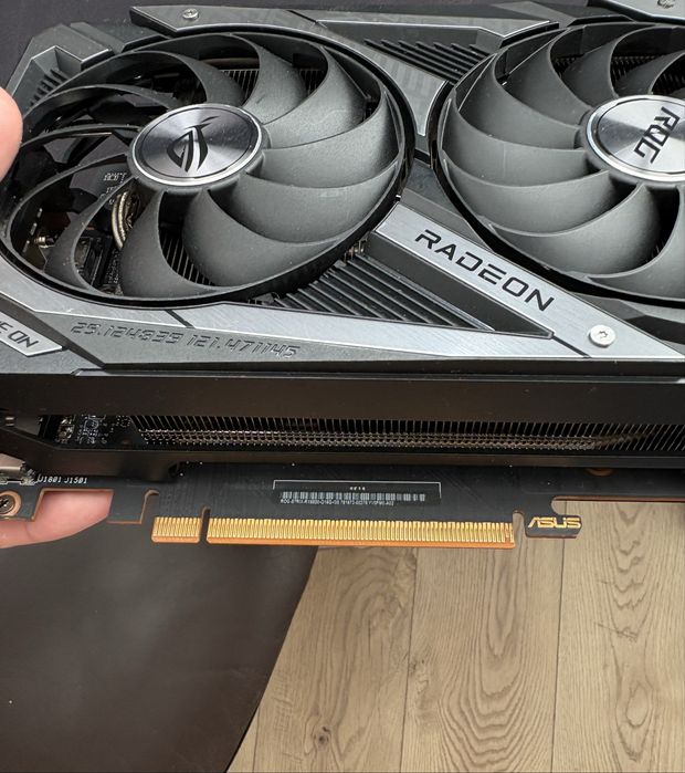 Asus Rog Strix 6800 16gb