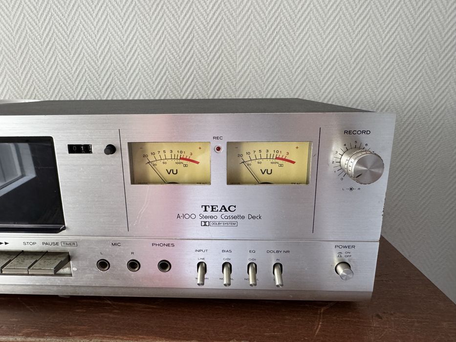 Magnetofon TEAC A-100