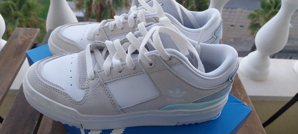Tenis Adidas (Excelente estado)