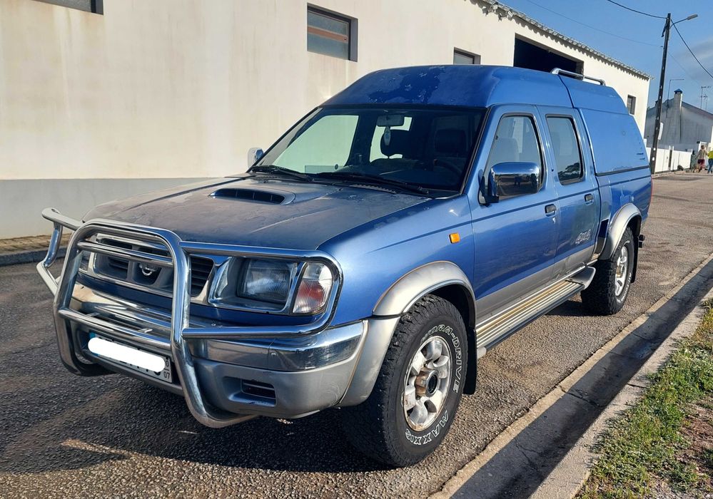 Nissan Navara D22 2.5TD intercooler 4x4 longa