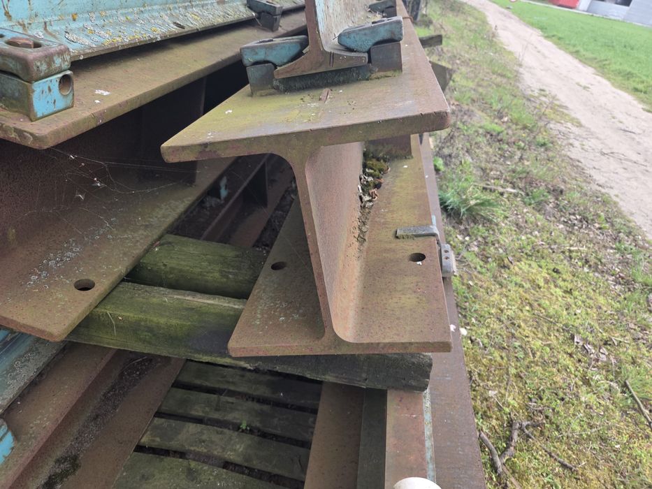 Dwuteownik HEB 300 tragarz