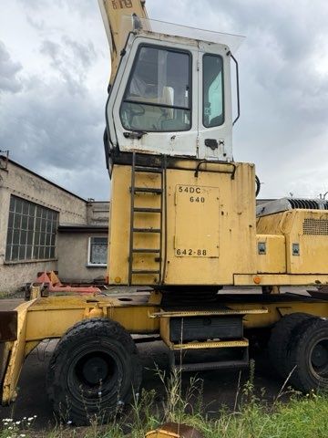Koparka przeładunkowa Liebherr 932 35t niski przebieg 8058mth