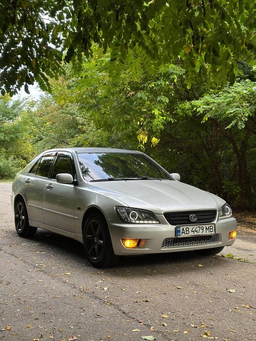 Lexus IS200 ОБМЕН
