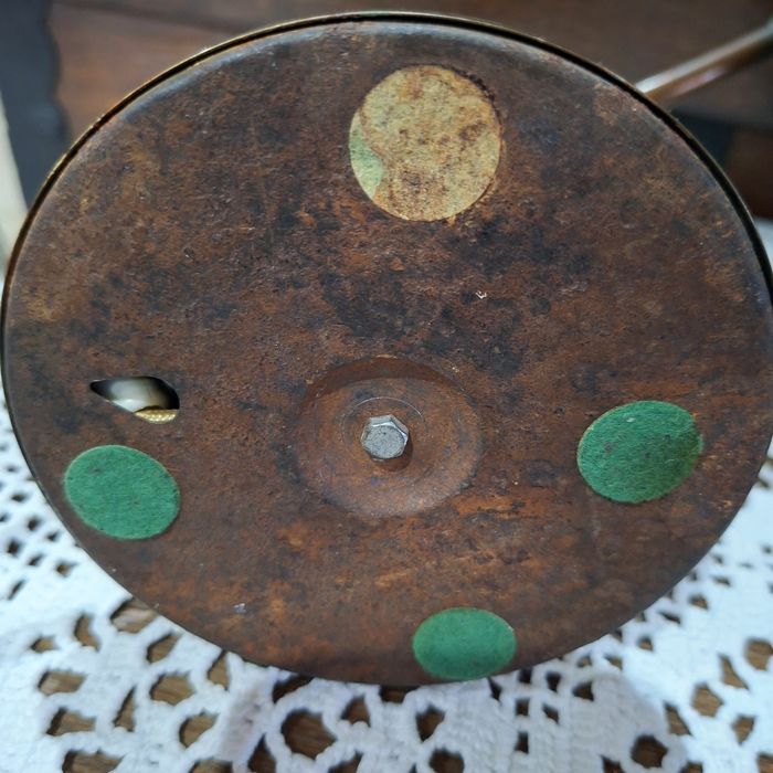 Antyczna miedziana lampa fortepianowa
