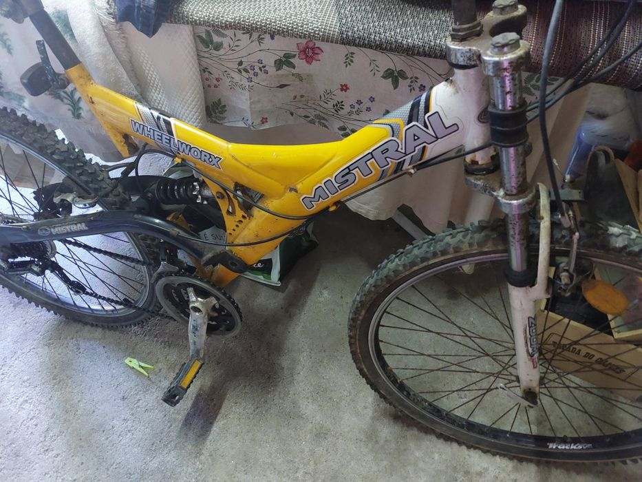 Lote de 2 Bicicletas Wheelworx (Strong e Mistral) – Para Projeto/Restauro