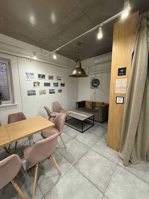 Готовий бізнес у ЖК «Нова Англія» — кав’ярня з кухнею та потенціалом