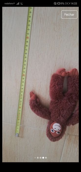 2 peluches (macaco grande + macaco pequeno) Ikea