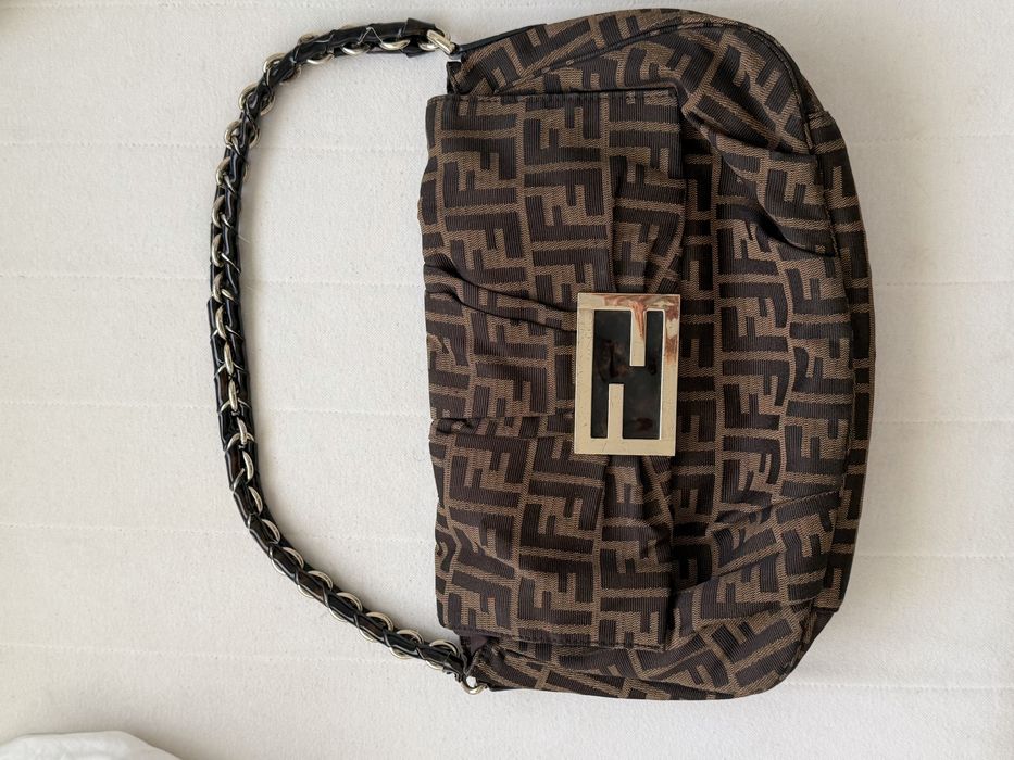 Carteira fendi mia zucca