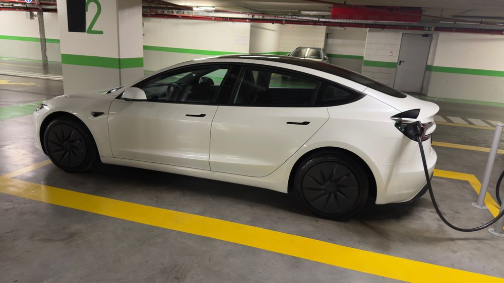 Tesla TVDE para alugar TVDE