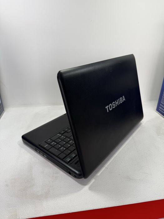 Portatil toshiba i3