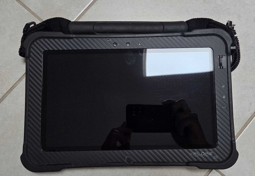 Pancerny Tablet Xplore Xslate B10
