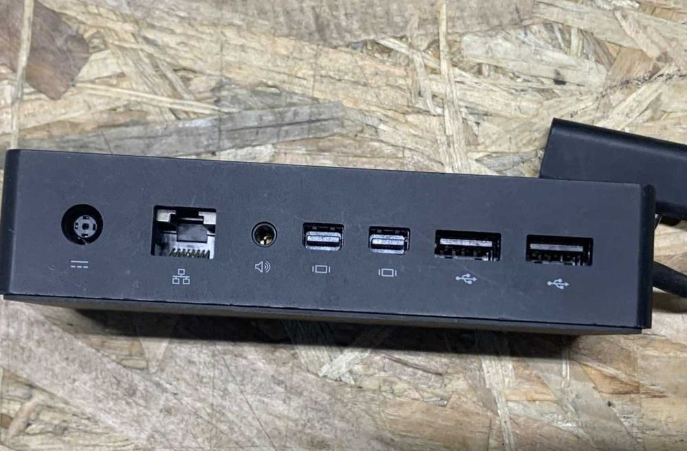 Оригінальна докстанція Microsoft Surface Dock 1661 4K для Surface Pro/Book