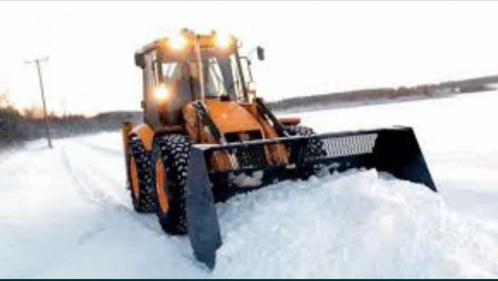 Прибирання снігу, Чистка снігу, Трактор