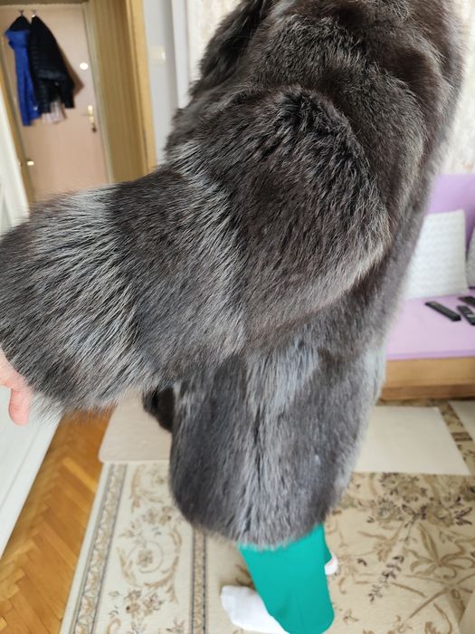 Futro lisy  w kolano