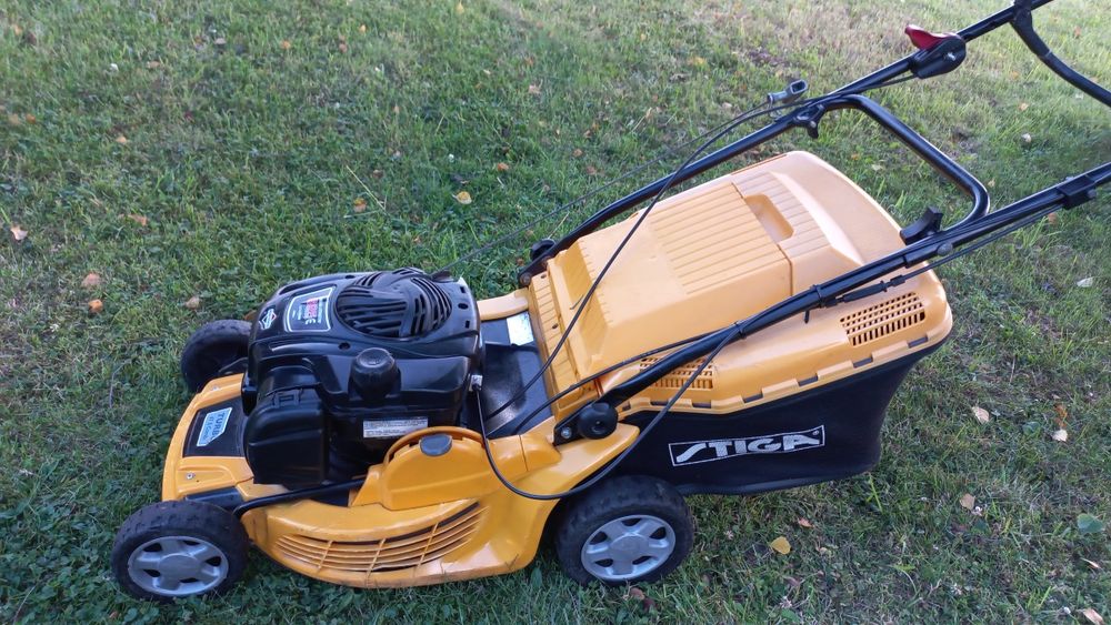 Kosiarka z napędem STIGA, silnik Briggs 625E super stan