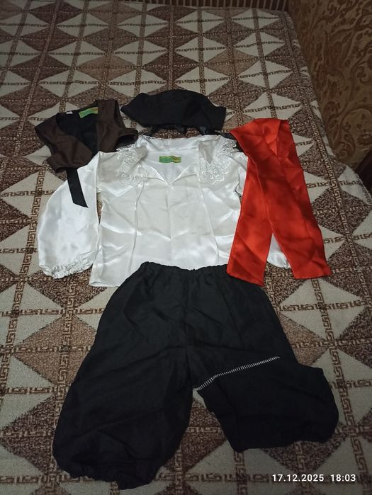Продам! Детский Новогодний костюм "Пират"т