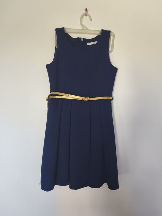 Sukienka granatowa elegancka 140 do szkoły stan idealny bez paska