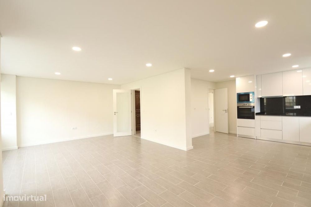 Apartamento T3 Renovado - Bragança