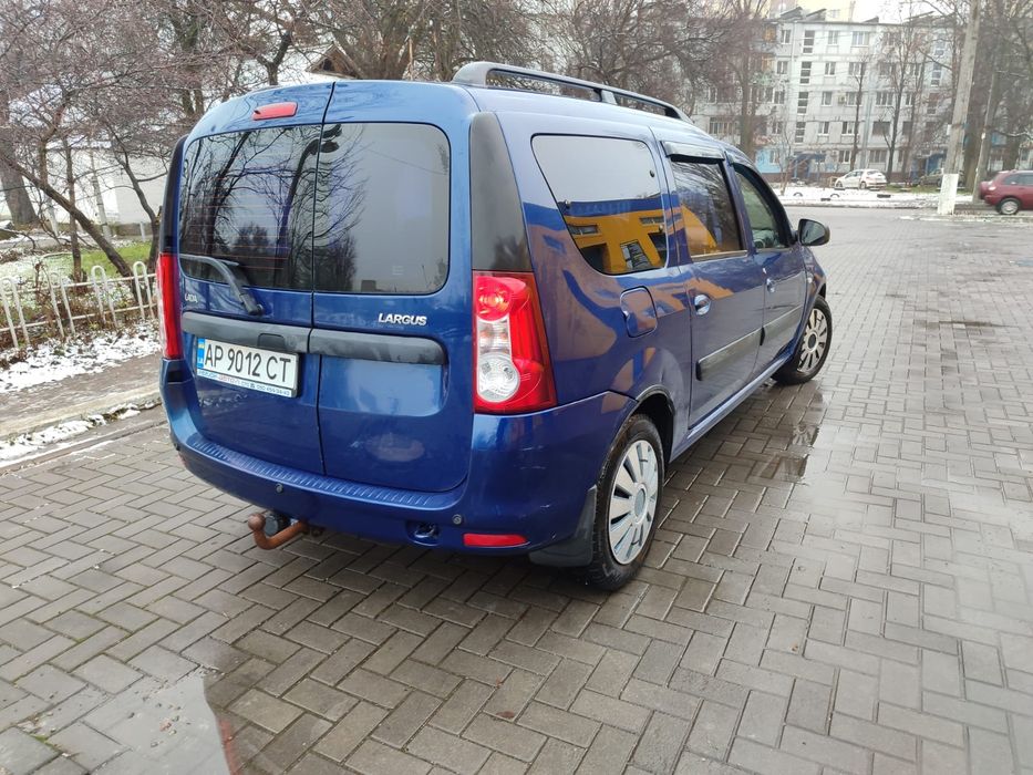 Продам Lada Largus 2015 , 7- мест. Газ/ Бензин