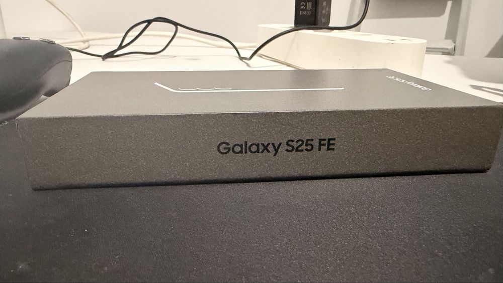 Samsung galaxy S25 FE