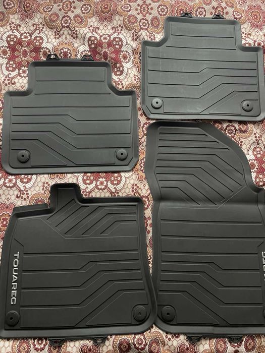 Продам нові оригінальні килимки Volkswagen Touareg III-покоління
