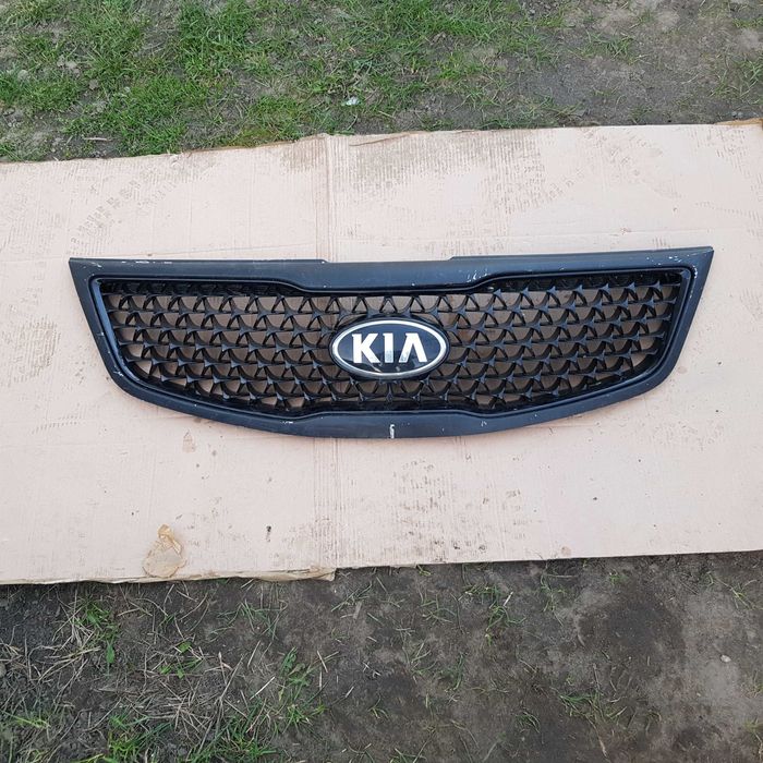 grill Kia Sportage III