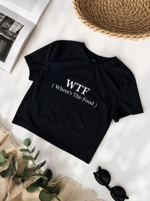 Czarny Crop top WTF „Where’s The Food” Shein S