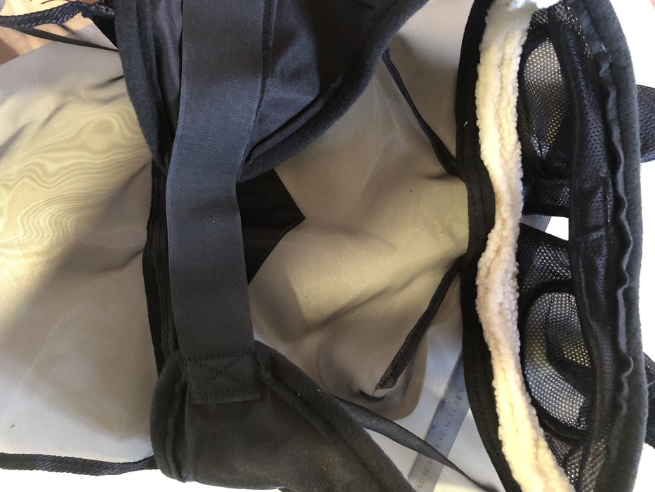 Маска від мух для коня + щітка-масажер