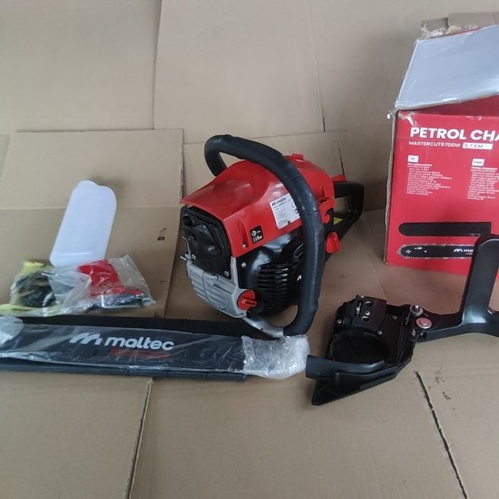 Sprzedam nową pilarkę spalinową.