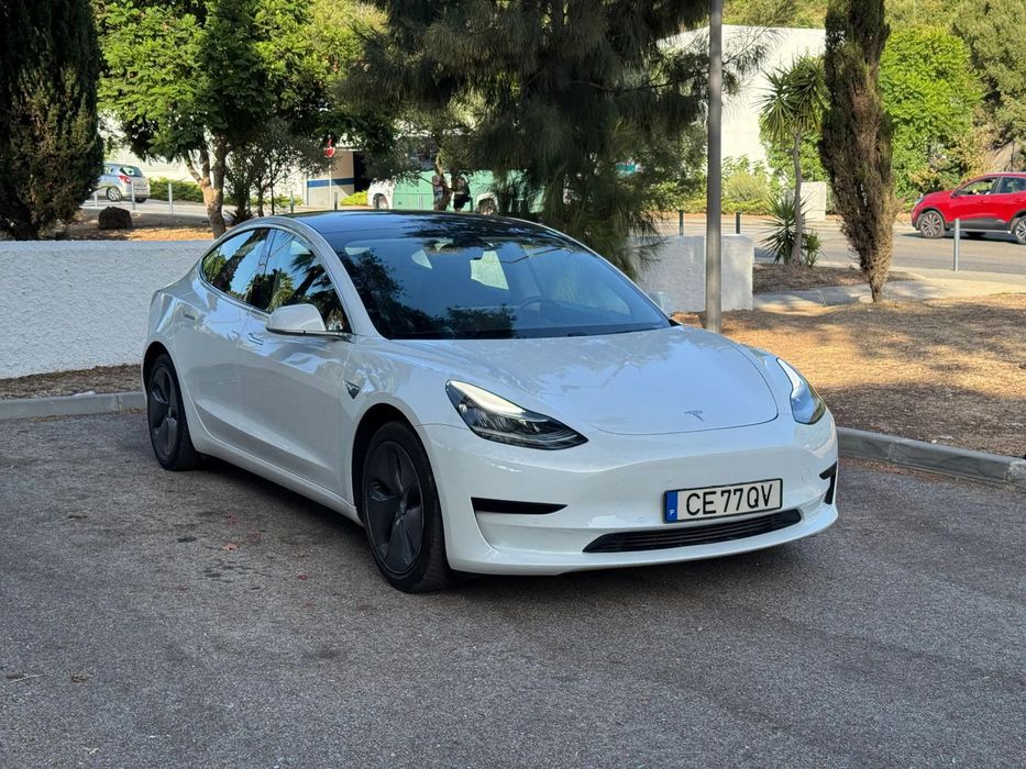 Tesla Model 3 Standard Range Plus RWD