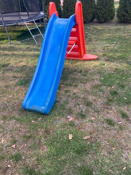 Zjeżdżalnia plastikowa