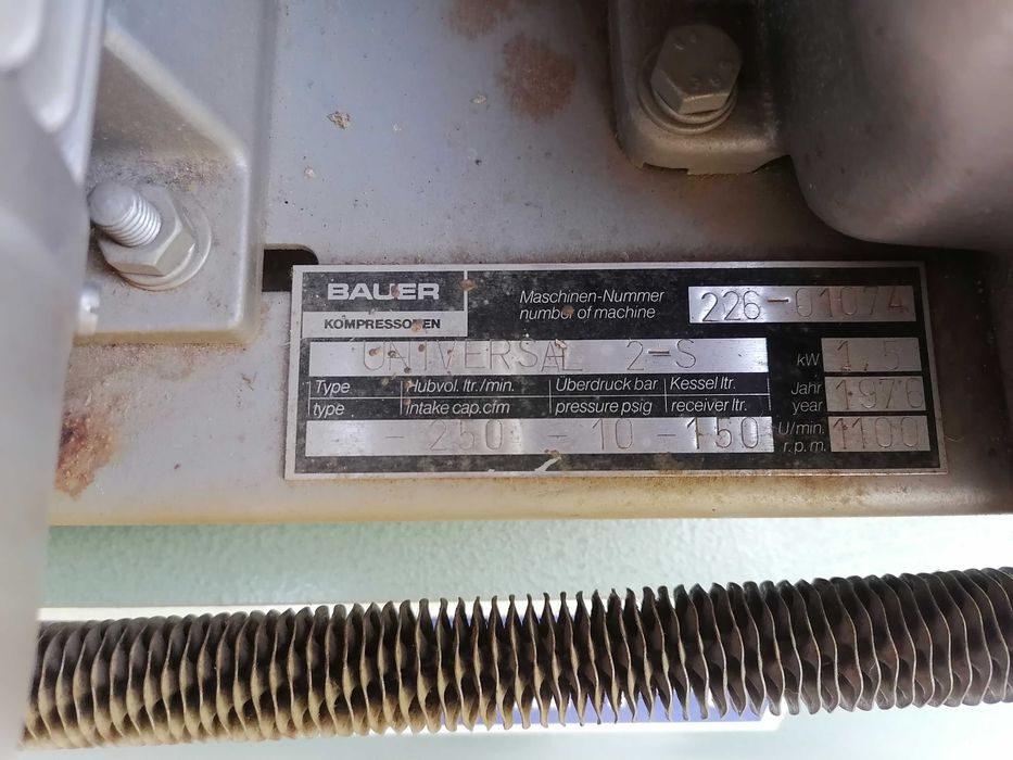 Compressor de Ar Trifásico 150l, seminovo da Bauer/ 2cv