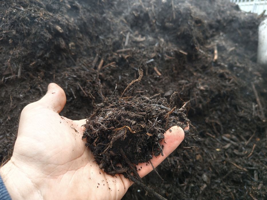 Kompost, Ekokompost do rabat,kwiatów,warzyw - transport Kraków i okoli