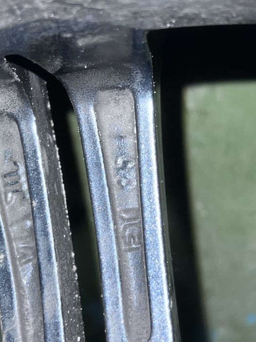 Диски R18 5/120 BMW ET35