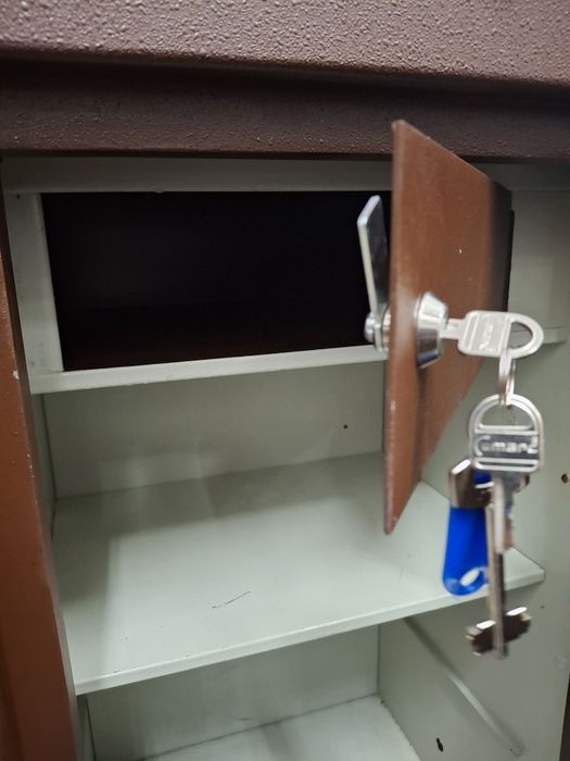 Cofre Monobloco  com segredo