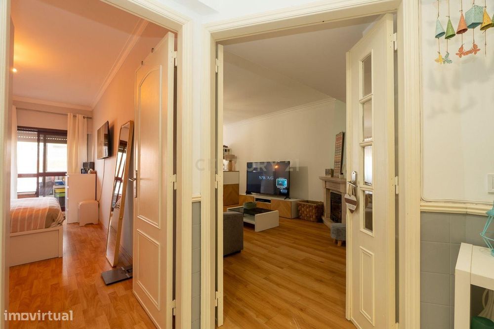 ** Espectacular Apartamento T2 No Cacém **