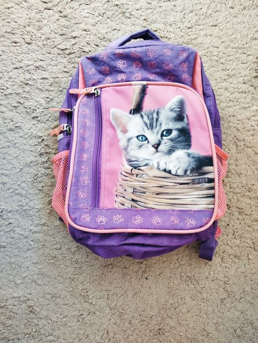 Продам милий дівчачий рюкзак.
